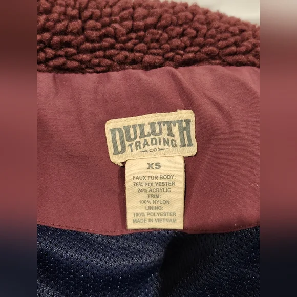 Duluth Trading Co Women's Plum Teddy Sherpa Jacket - Picture 3 of 5